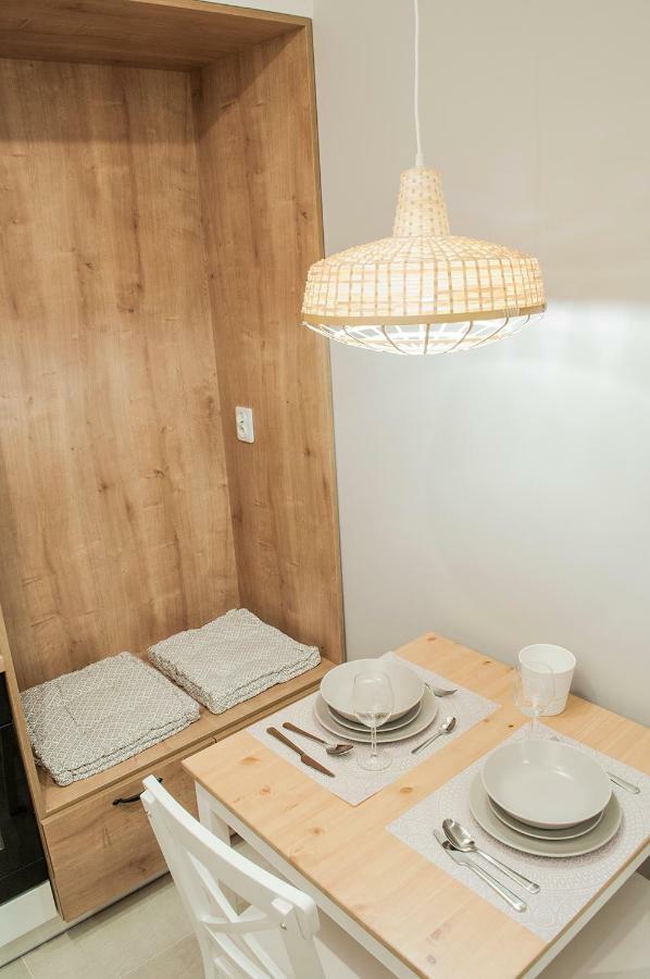 Brown Sugar | Free Garage | 2 Separate Rooms Cracovia Esterno foto